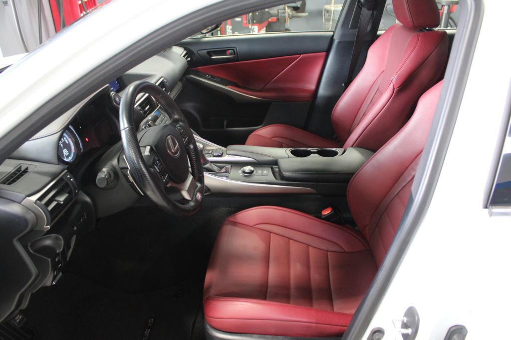 Used 2020 Lexus IS 300 F Sport w/ F Sport Package image 10