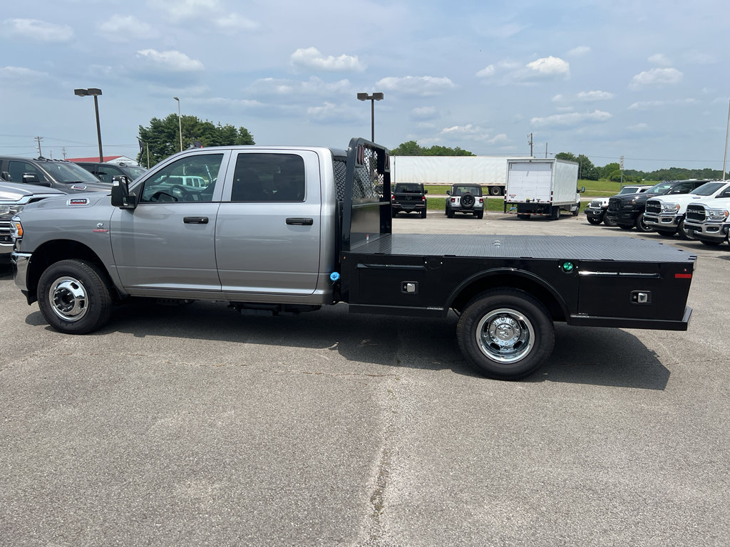 New 2024 RAM 3500 Tradesman w/ Chrome Appearance Group image 11