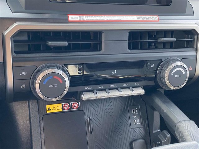 Used 2025 Toyota 4Runner TRD Off-Road image 28