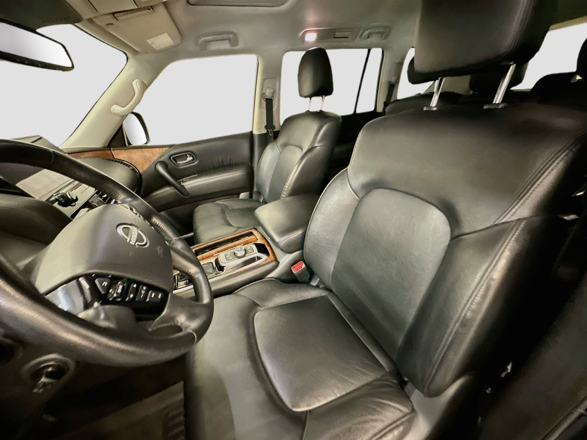Used 2023 Nissan Armada SL AWD/4WD image 13