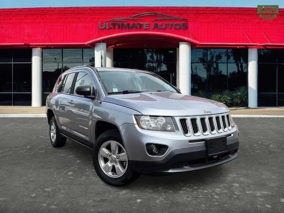 Used 2014 Jeep Compass Sport w/ Power Value Group FWD image 2