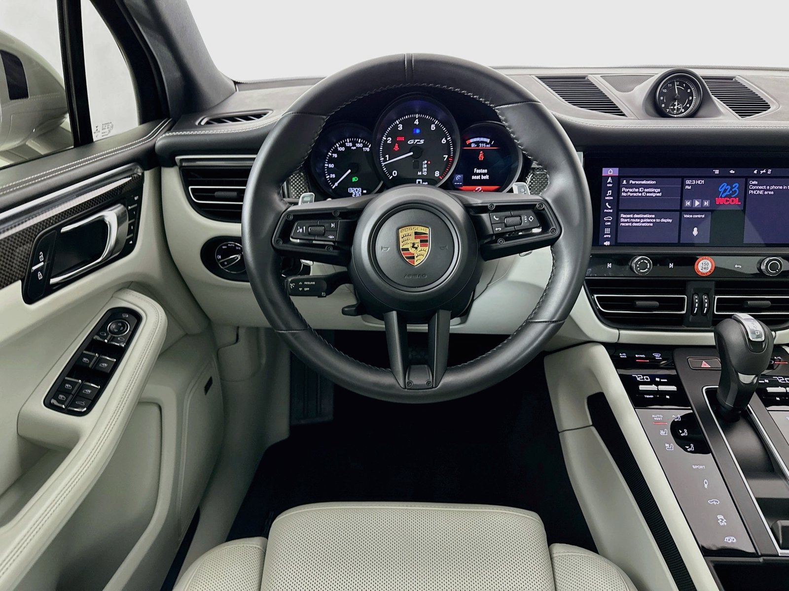Used 2022 Porsche Macan GTS AWD/4WD image 15