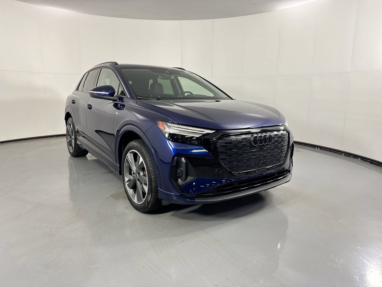Used 2023 Audi Q4 e-tron Prestige w/ Black Optic Package AWD/4WD image 28