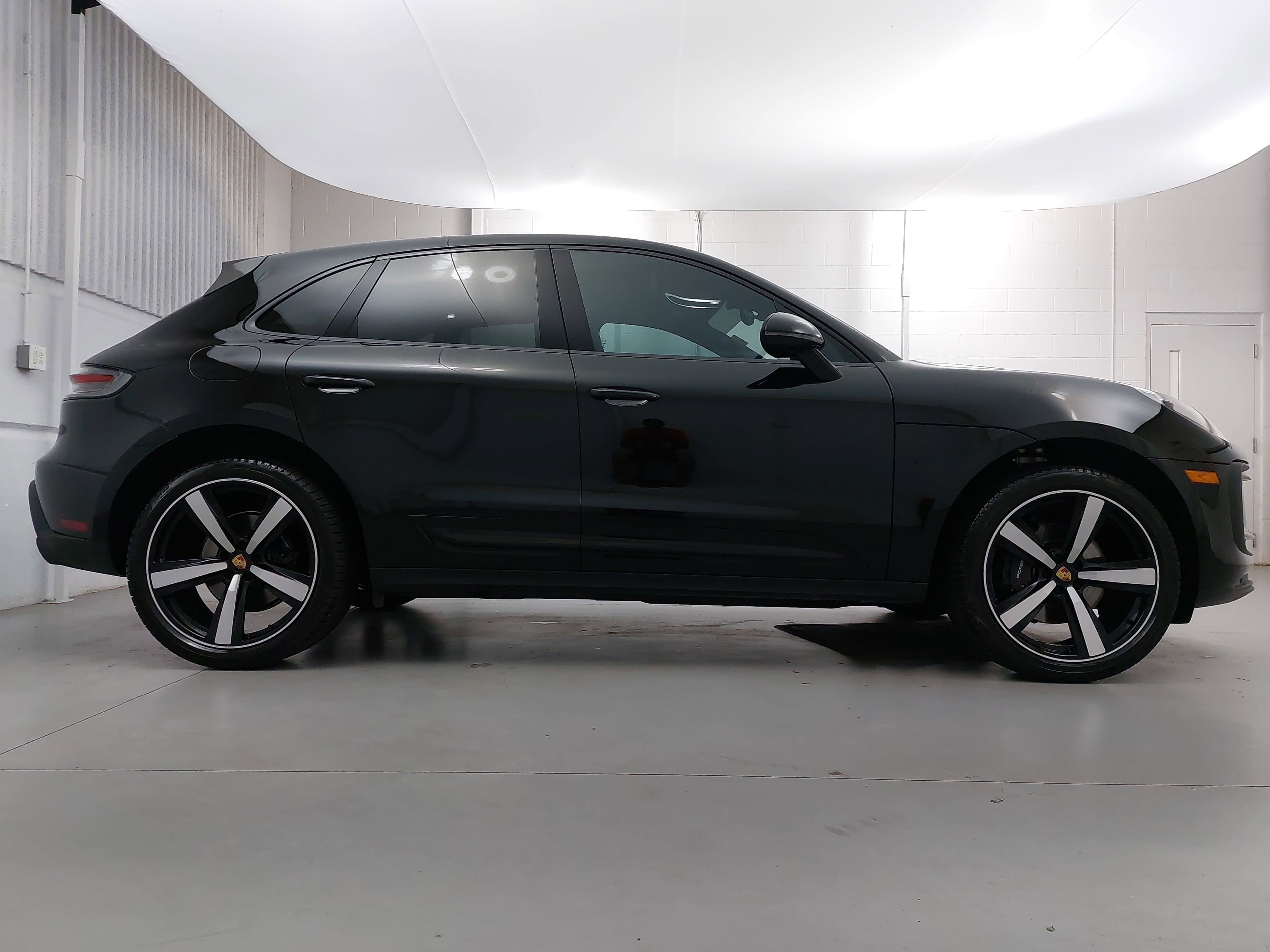 Certified 2024 Porsche Macan Turbo AWD/4WD image 8
