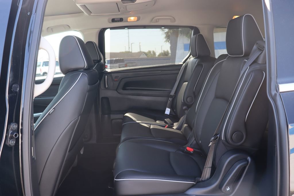 Used 2026 Honda Odyssey Elite image 11