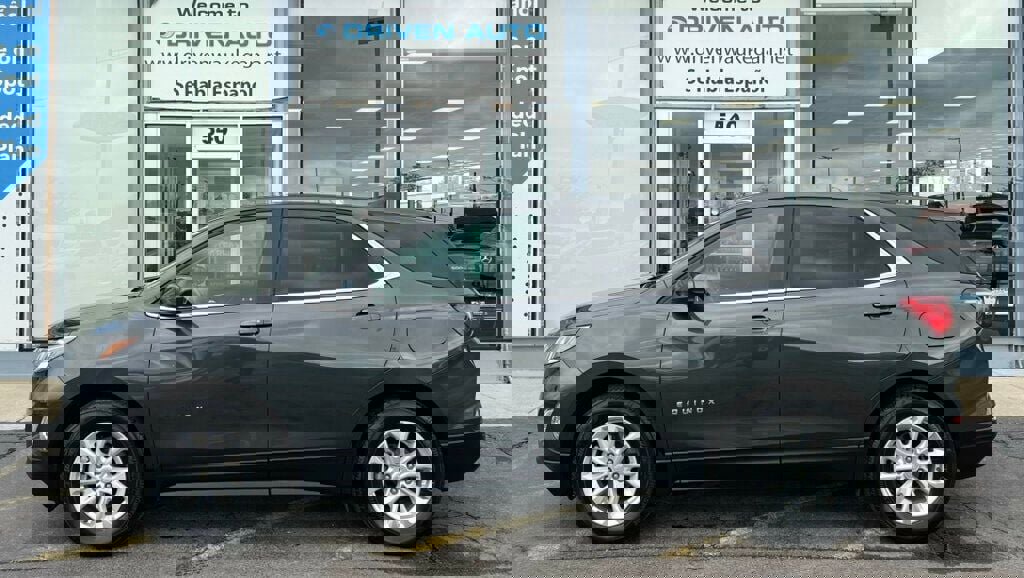 Used 2021 Chevrolet Equinox LT image 36