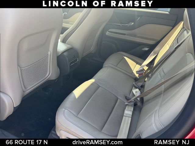 Used 2022 Lincoln Corsair AWD w/ Premium Package image 15