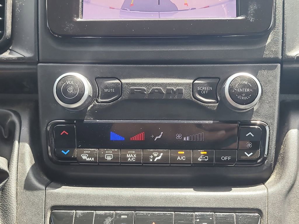 Used 2025 RAM ProMaster 2500 w/ Convenience Group image 21