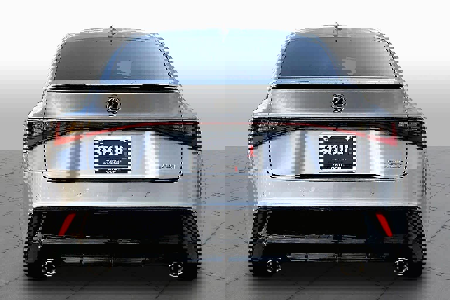 Used 2022 Lexus IS 350 F Sport w/ Accessory Package image 5