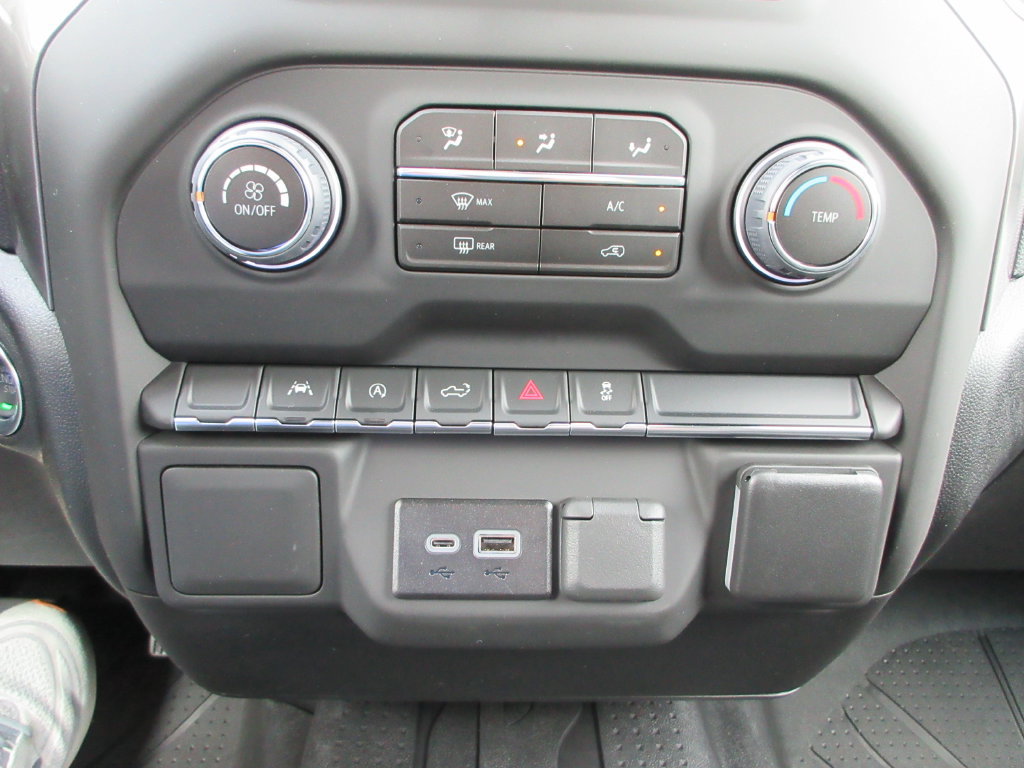 New 2026 Chevrolet Silverado 1500 Custom w/ Turbomax Blackout Package AWD/4WD image 28