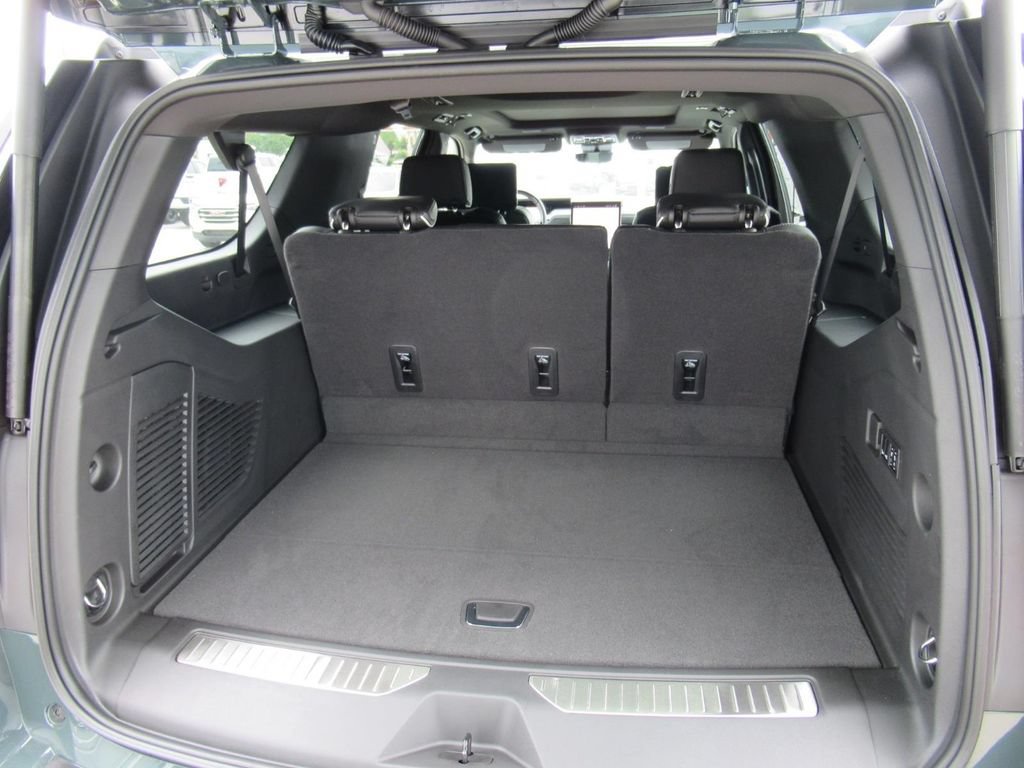 New 2026 GMC Yukon XL AT4 Ultimate AWD/4WD image 36
