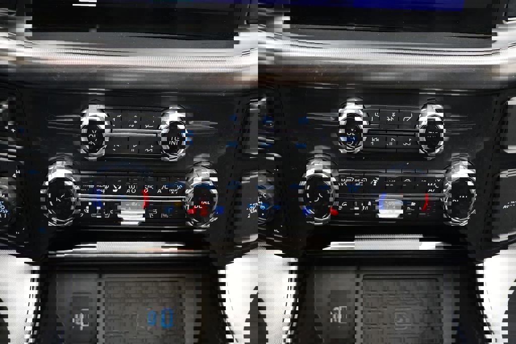 Used 2023 Ford F150 Platinum w/ Equipment Group 701A High image 30