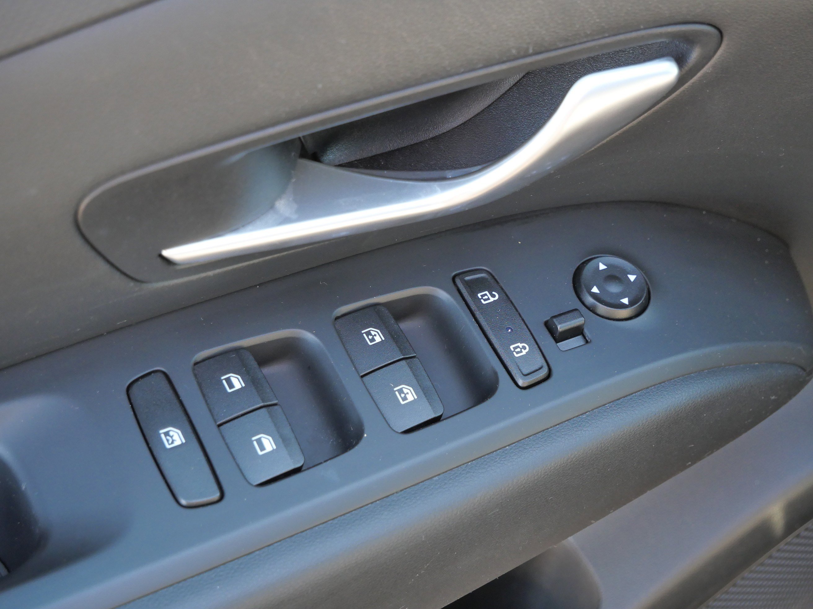 Used 2023 Hyundai Santa Cruz SEL Premium image 19