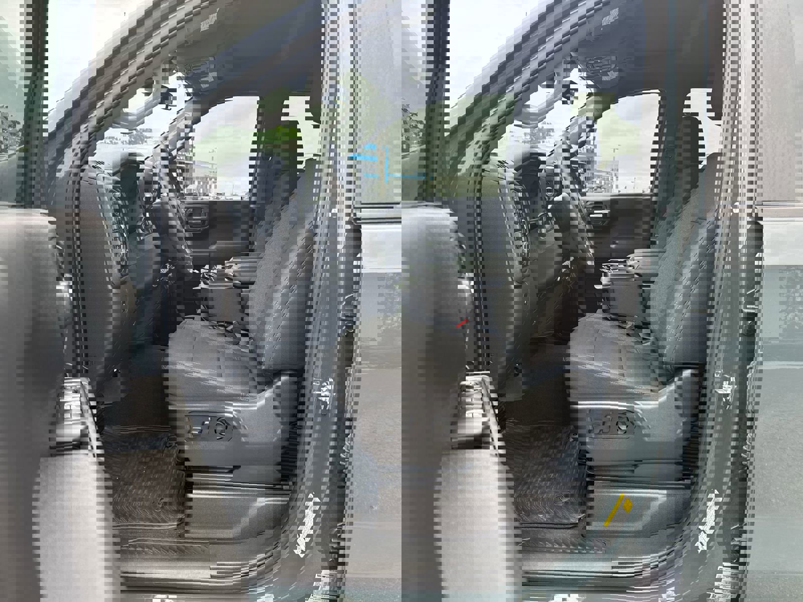 Used 2025 Chevrolet Silverado 1500 Custom Trail Boss image 16