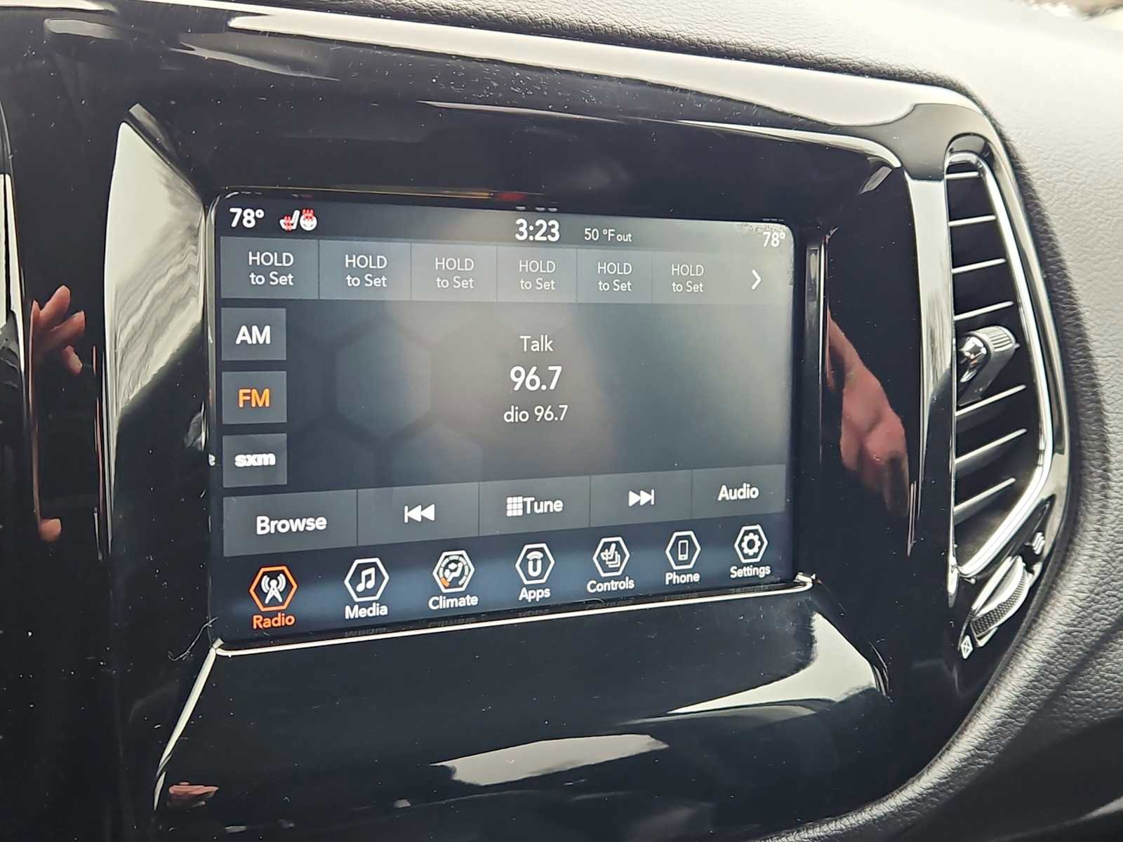 Used 2020 Jeep Compass Altitude image 26