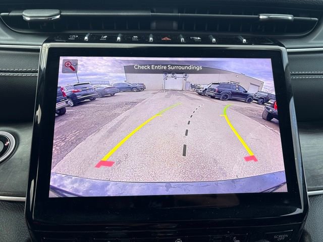 Used 2023 Jeep Grand Cherokee L Limited w/ Black Appearance Package image 22