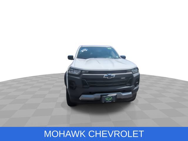 Certified 2023 Chevrolet Colorado Trail Boss w/ Advanced Trailering Package AWD/4WD image 3