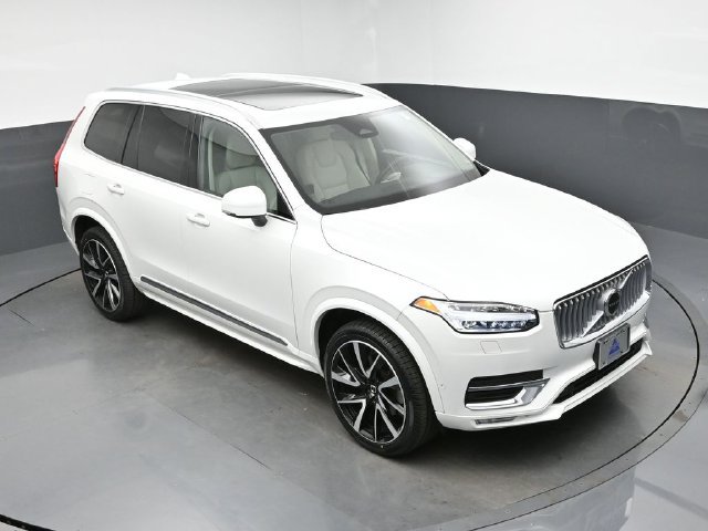 Used 2025 Volvo XC90 B5 Plus w/ Protection Package Premier AWD/4WD image 44