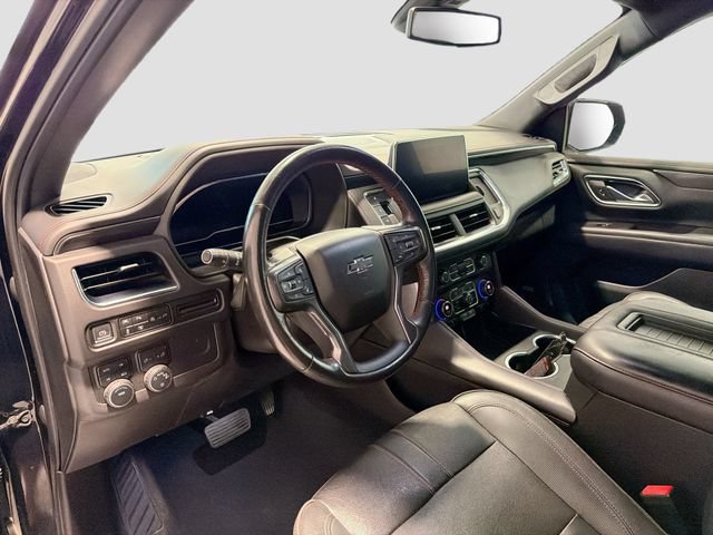Used 2022 Chevrolet Suburban RST w/ Luxury Package AWD/4WD image 9