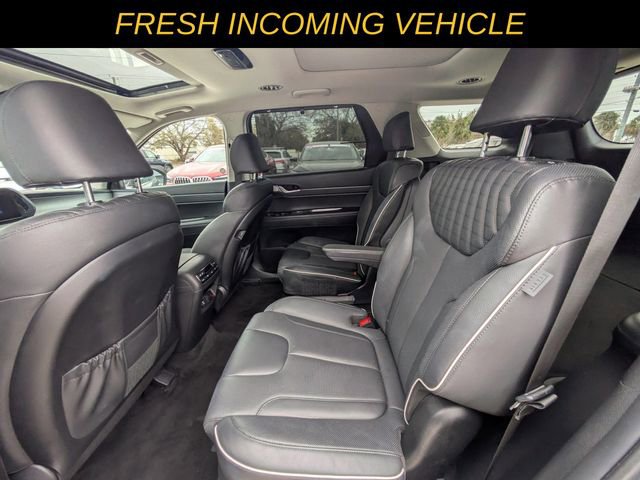Used 2025 Hyundai Palisade Limited image 12
