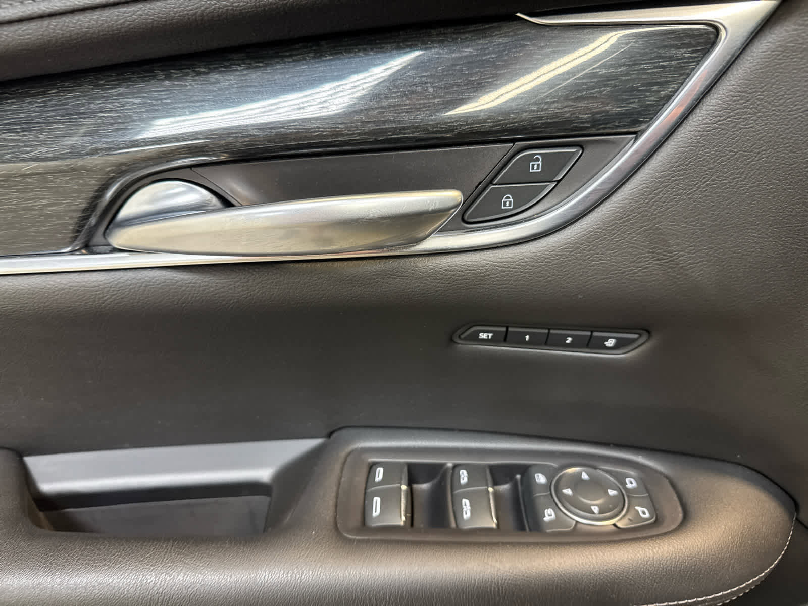 Used 2020 Cadillac XT5 Premium Luxury image 26