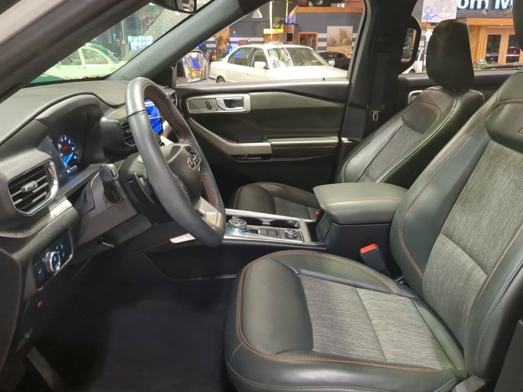 Used 2023 Ford Explorer Timberline w/ Timberline Technology Package AWD/4WD image 18