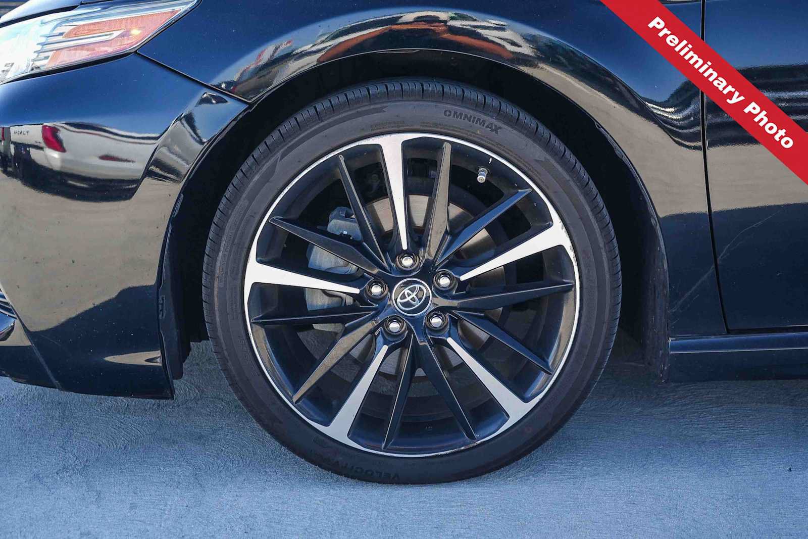 Used 2019 Toyota Camry XSE w/ Carpet Mat Package FWD image 11