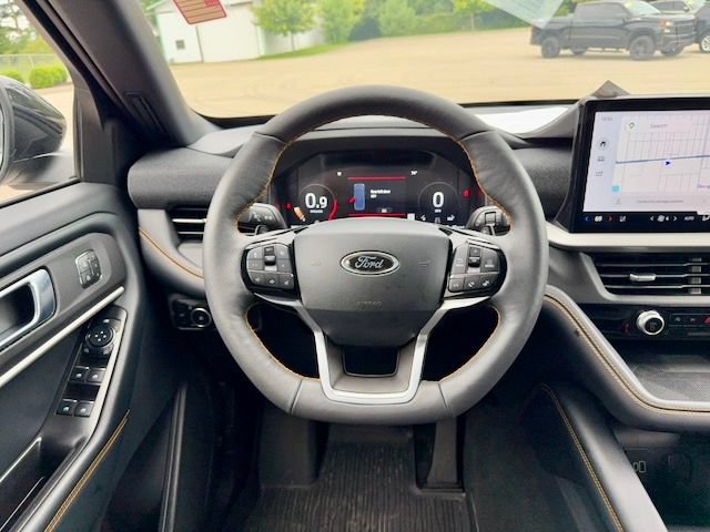 Used 2026 Ford Explorer Tremor w/ Tremor Convenience Package AWD/4WD image 17