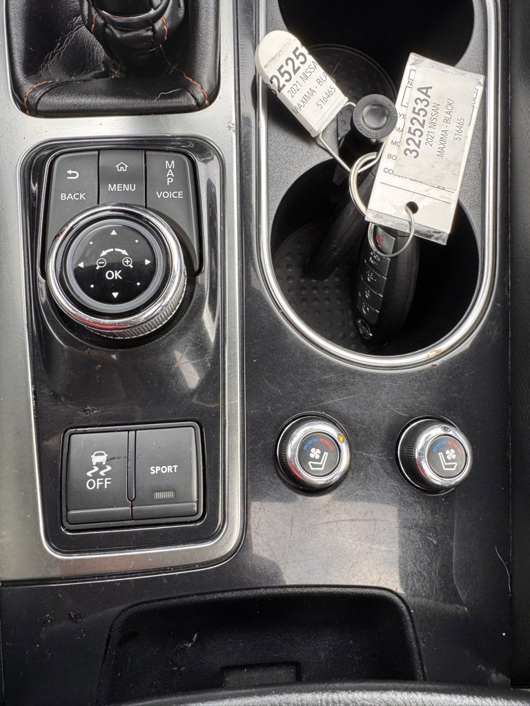 Used 2021 Nissan Maxima SR w/ Sport Mat Group image 23