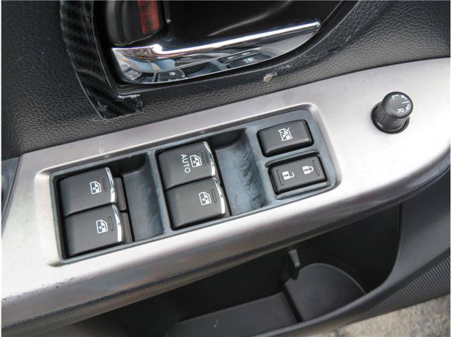 Used 2016 Subaru Crosstrek 2.0i Premium AWD/4WD image 11