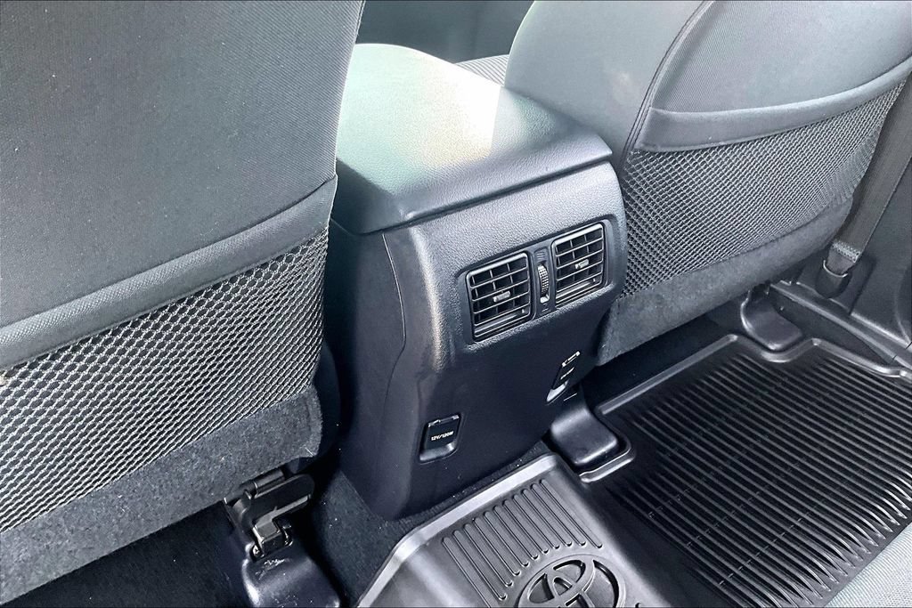 Used 2016 Toyota 4Runner SR5 RWD image 10