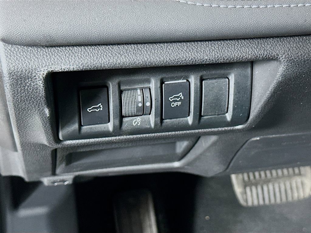 Used 2024 Subaru Outback Limited AWD/4WD image 15