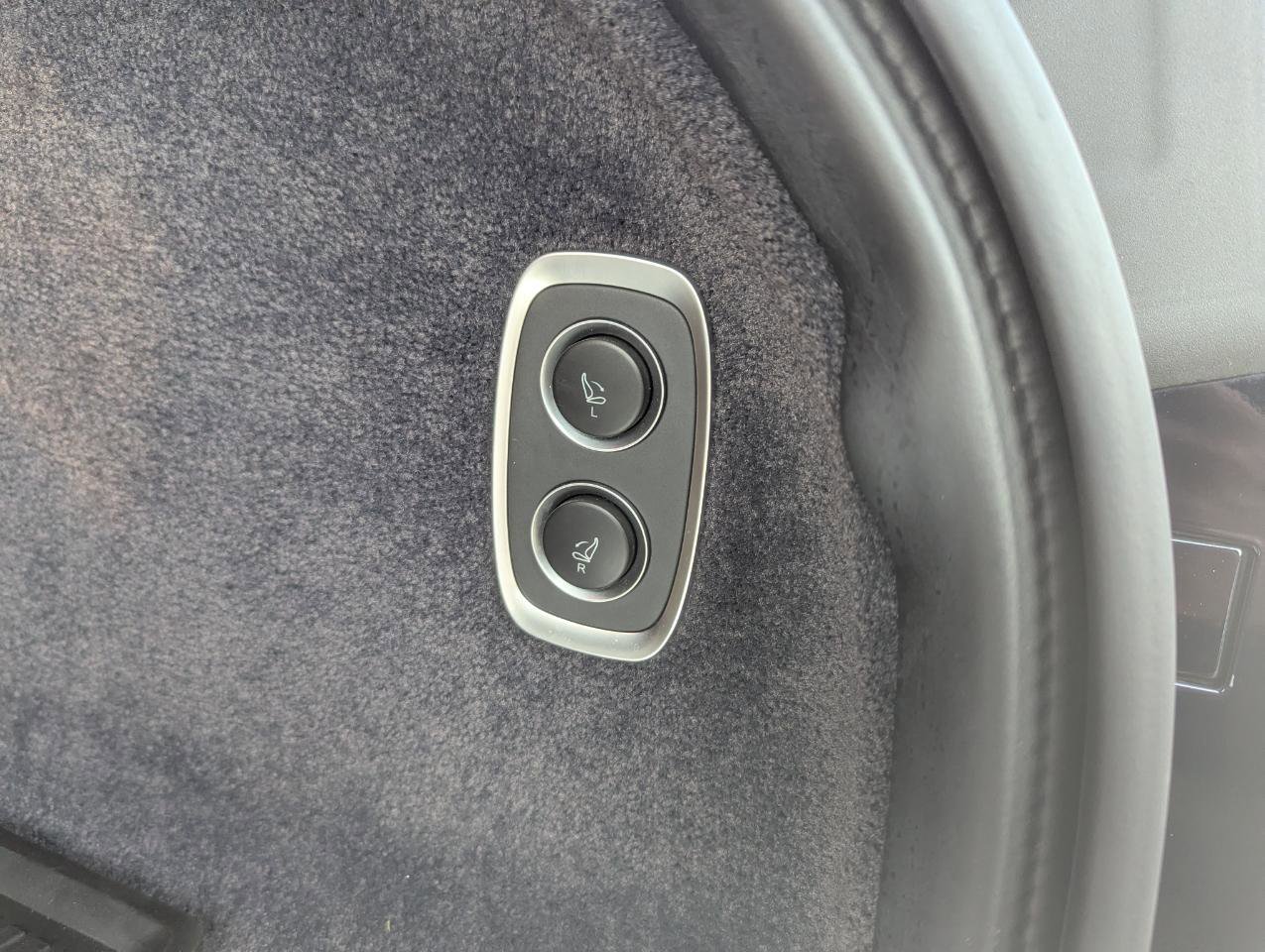 Used 2023 Aston Martin DBX 707 image 55