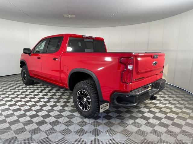New 2026 Chevrolet Silverado 1500 ZR2 w/ LPO, Dark Essentials Package AWD/4WD image 11