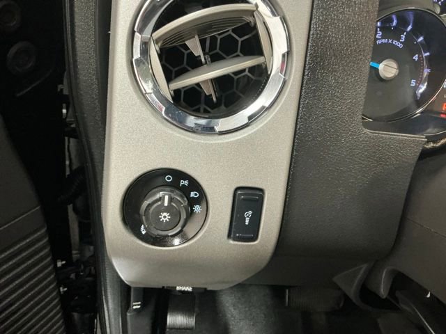 Used 2016 Ford F250 Lariat w/ Lariat Ultimate Package image 23