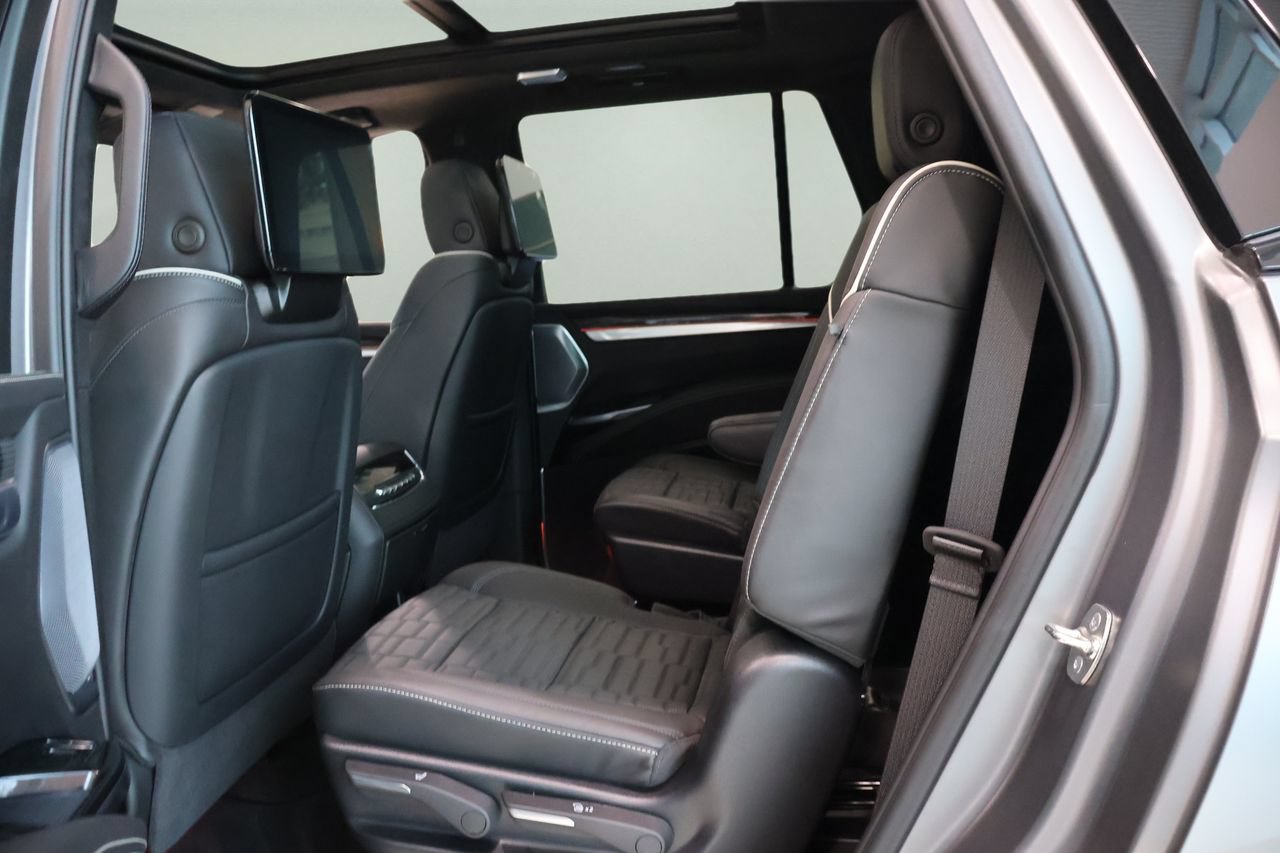 Certified 2026 Cadillac Escalade V w/ LPO, Onyx Lite Package AWD/4WD image 13