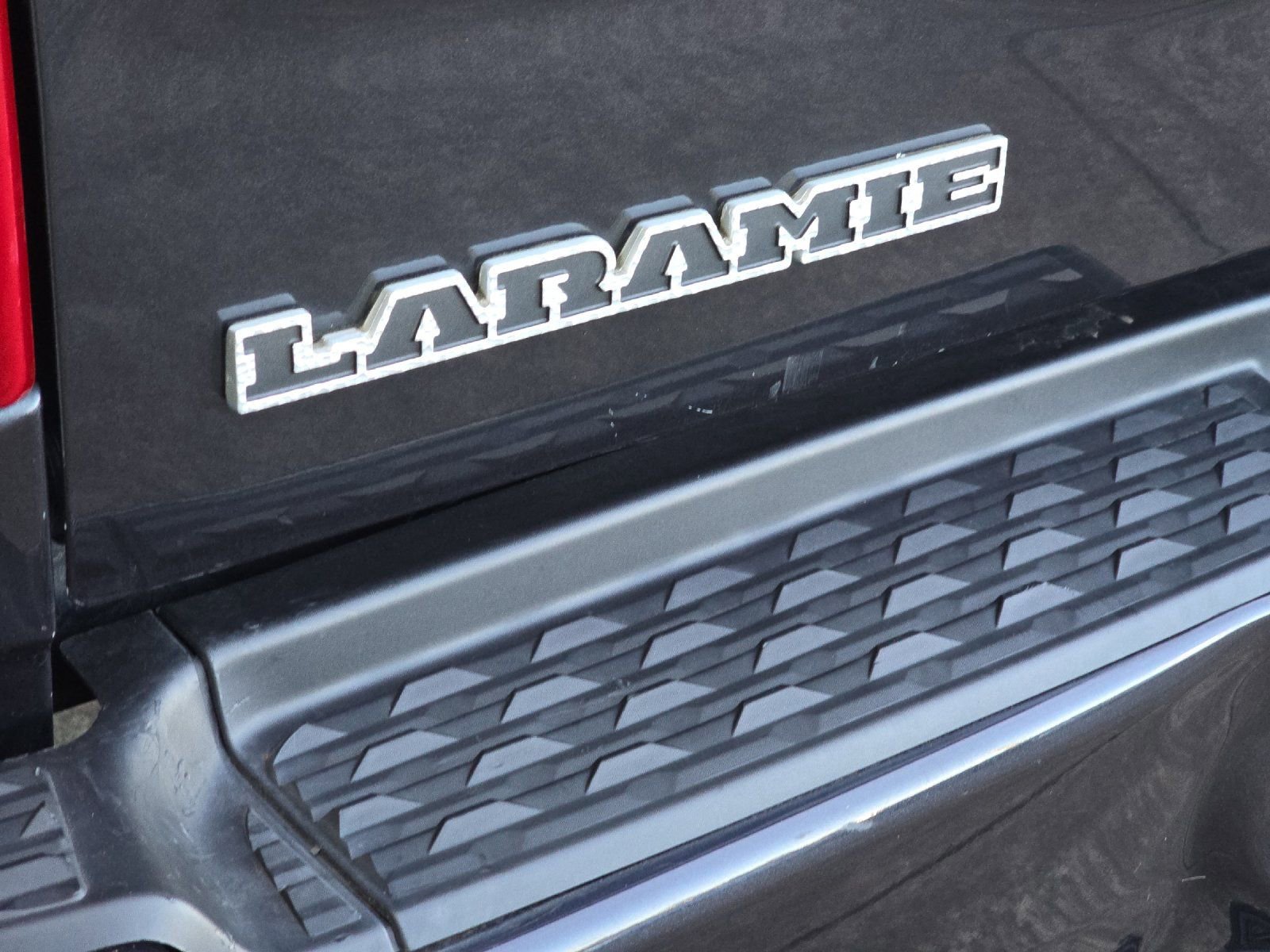 Used 2020 RAM 3500 Laramie AWD/4WD image 25