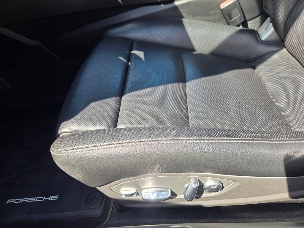Used 2013 Porsche 911 Carrera RWD image 11