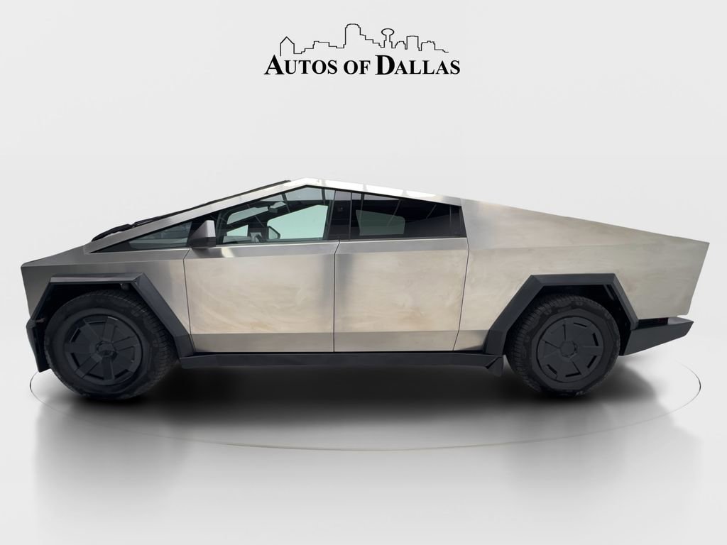 Used 2025 Tesla Cybertruck AWD Crew Cab image 4