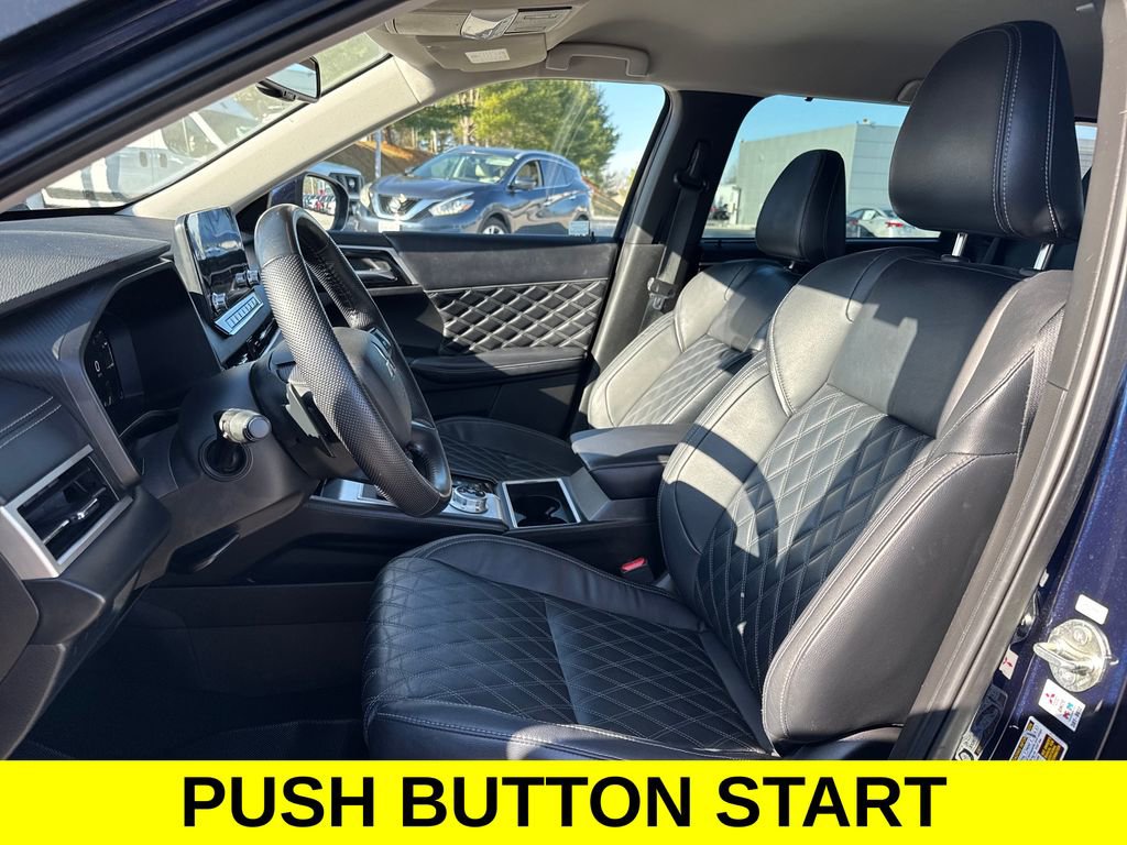 Used 2023 Mitsubishi Outlander SEL image 9