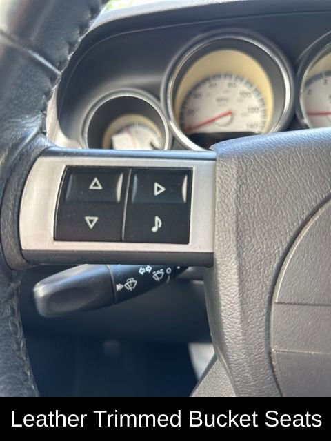 Used 2010 Dodge Challenger SE image 25