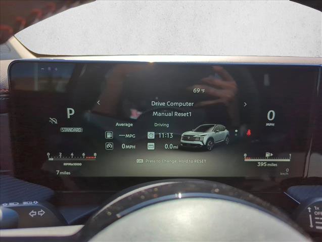 New 2026 Nissan Kicks SR image 10