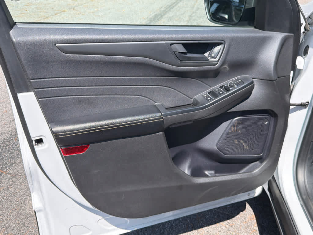 Used 2024 Ford Escape Active FWD image 11