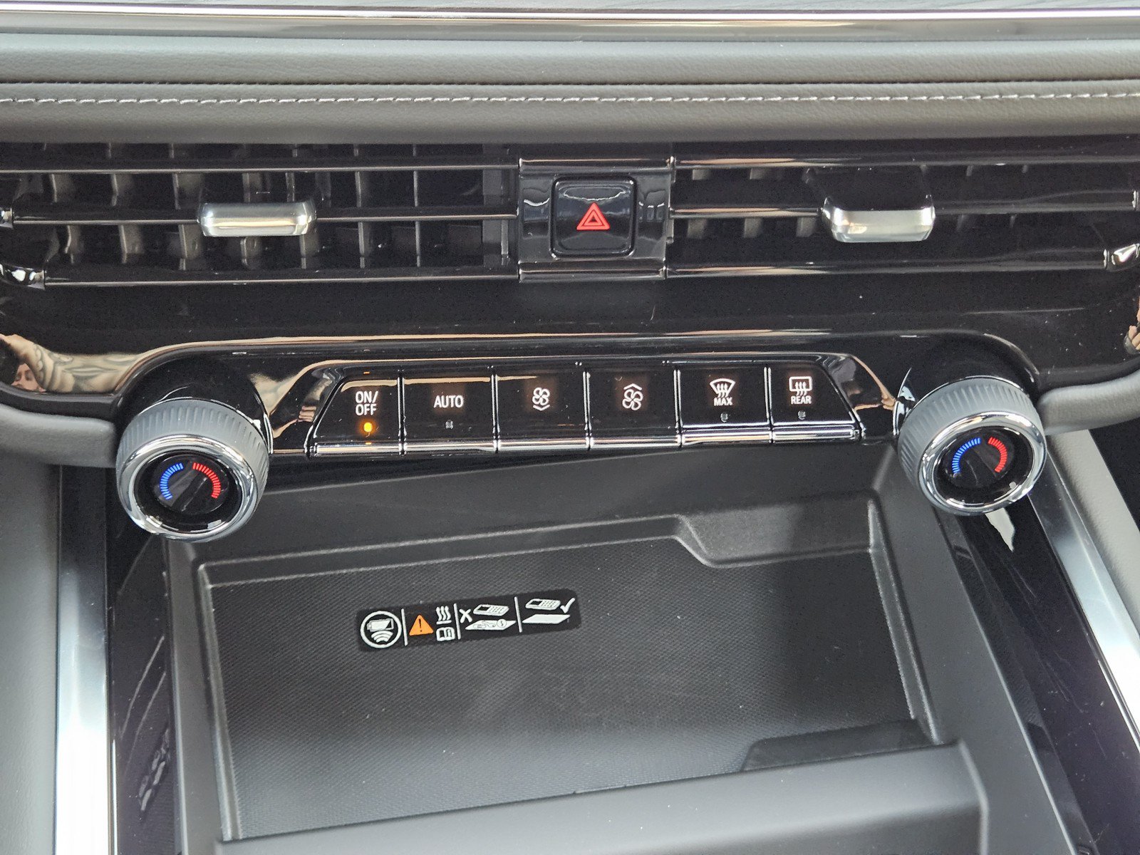 New 2027 Chevrolet Tahoe LT w/ Comfort Package RWD image 14