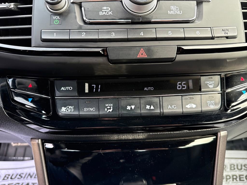 Used 2016 Honda Accord Sport image 18