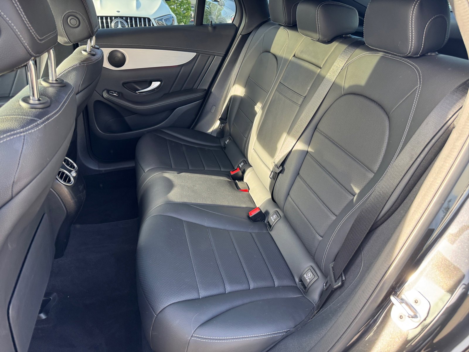 Used 2022 Mercedes-Benz GLC 300 4MATIC Coupe image 17