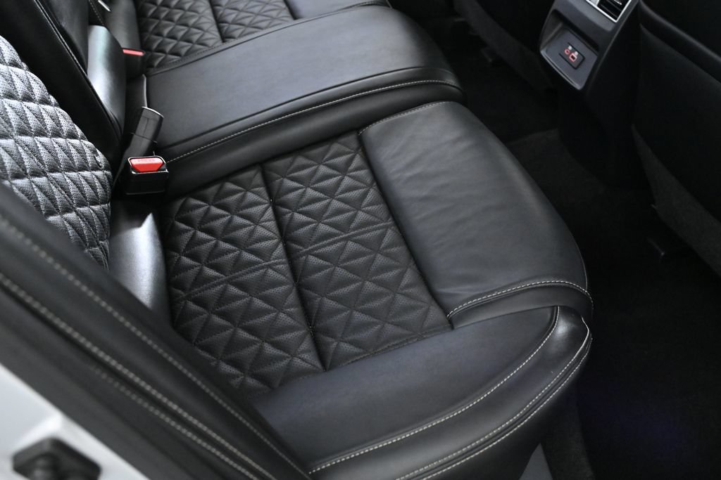 Certified 2020 Nissan Maxima Platinum w/ Sport Mat Group FWD image 27