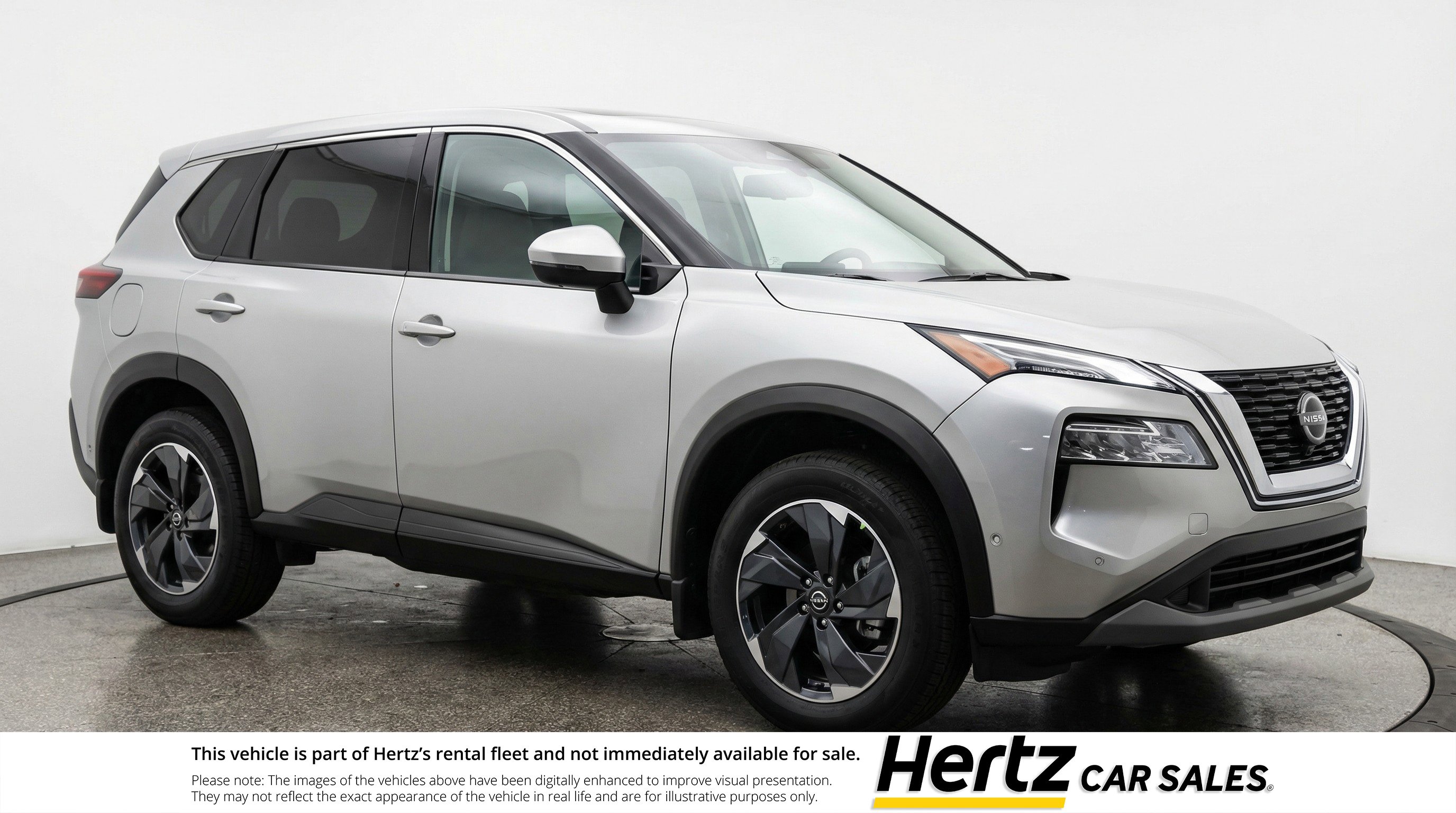 Used 2025 Nissan Rogue SV image 1