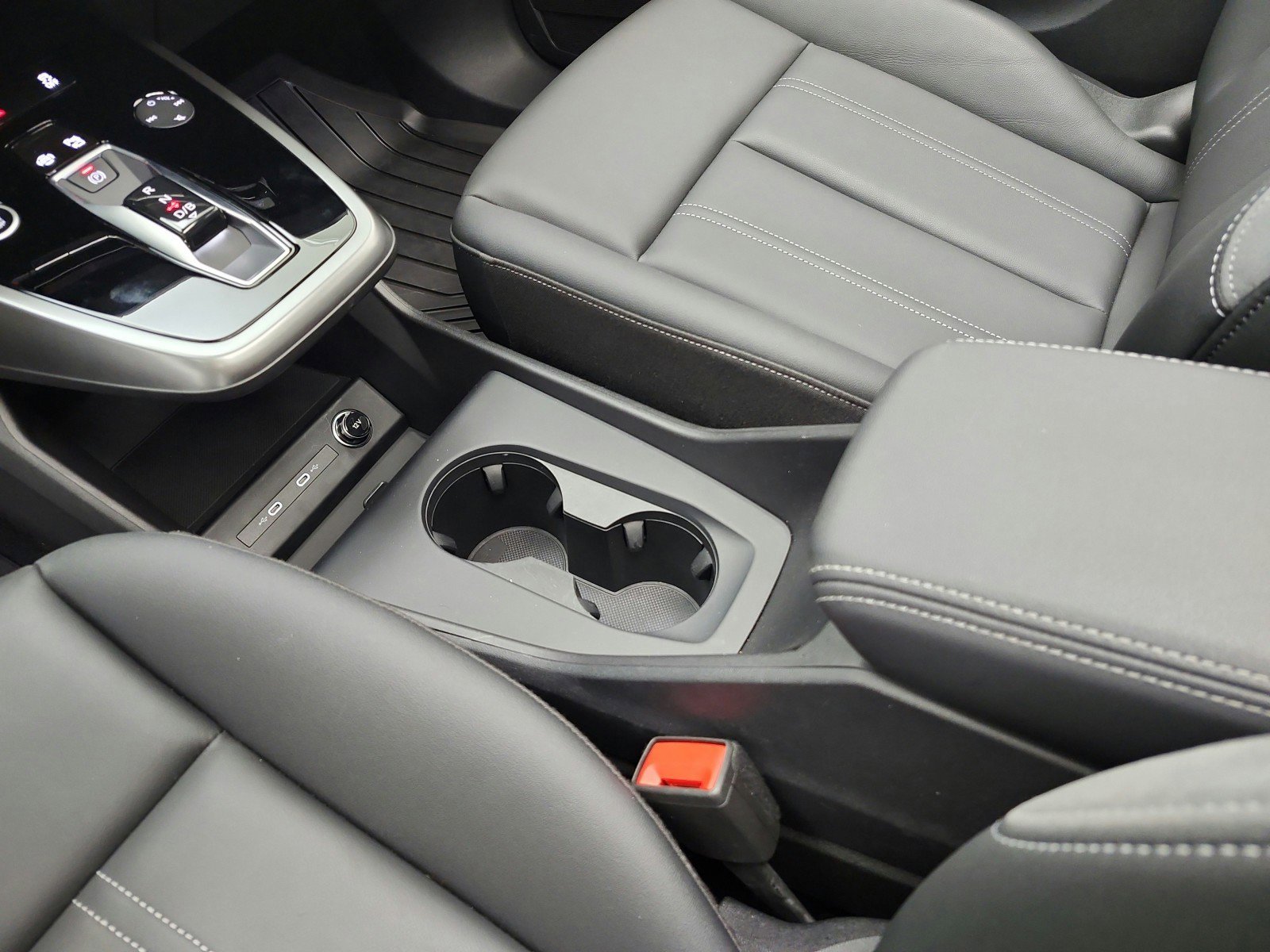 Used 2023 Audi Q4 e-tron Prestige w/ 20" Wheel Package image 13