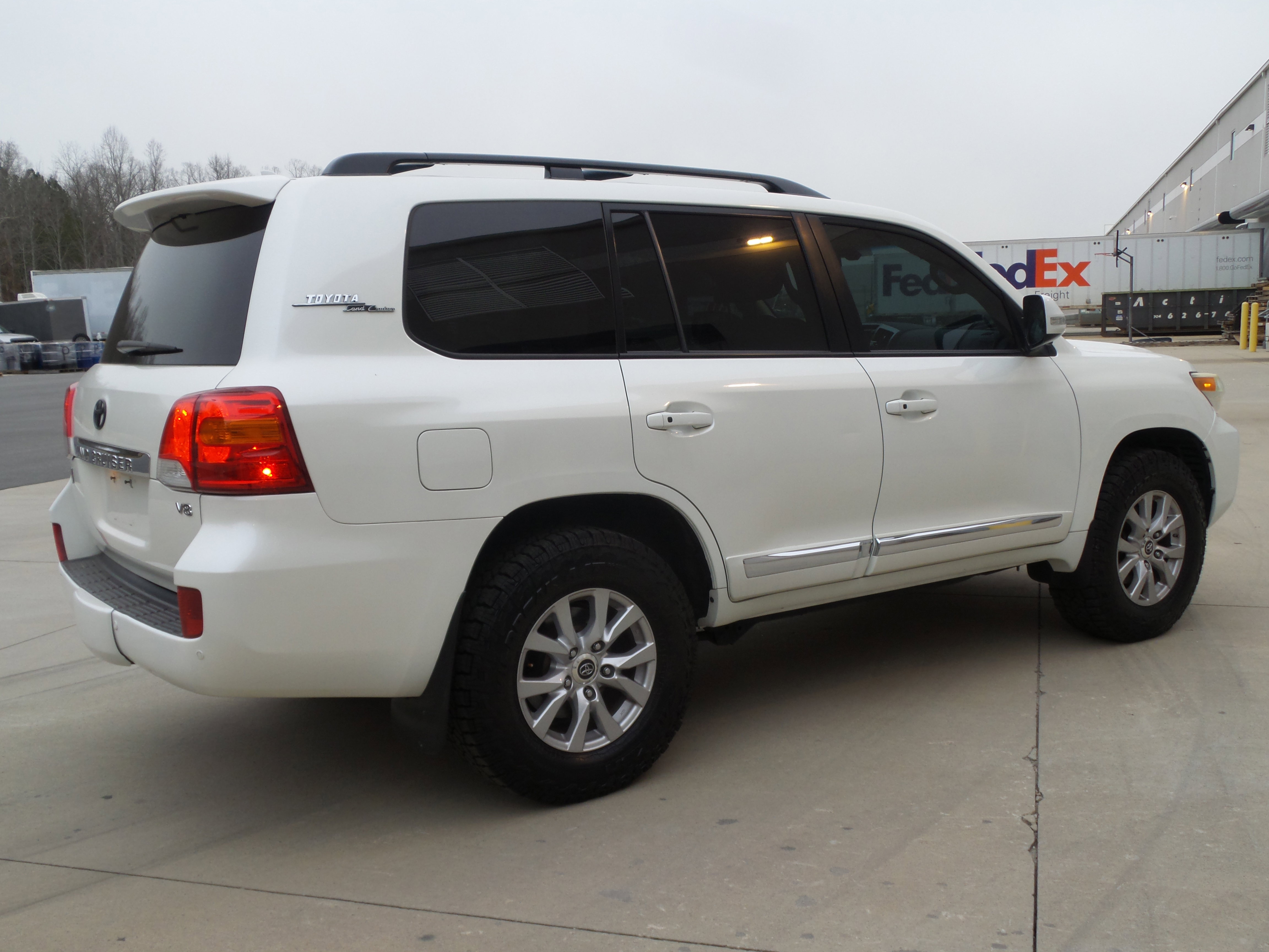 Used 2013 Toyota Land Cruiser image 37
